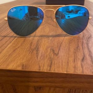Ray ban mirrored sunglasses